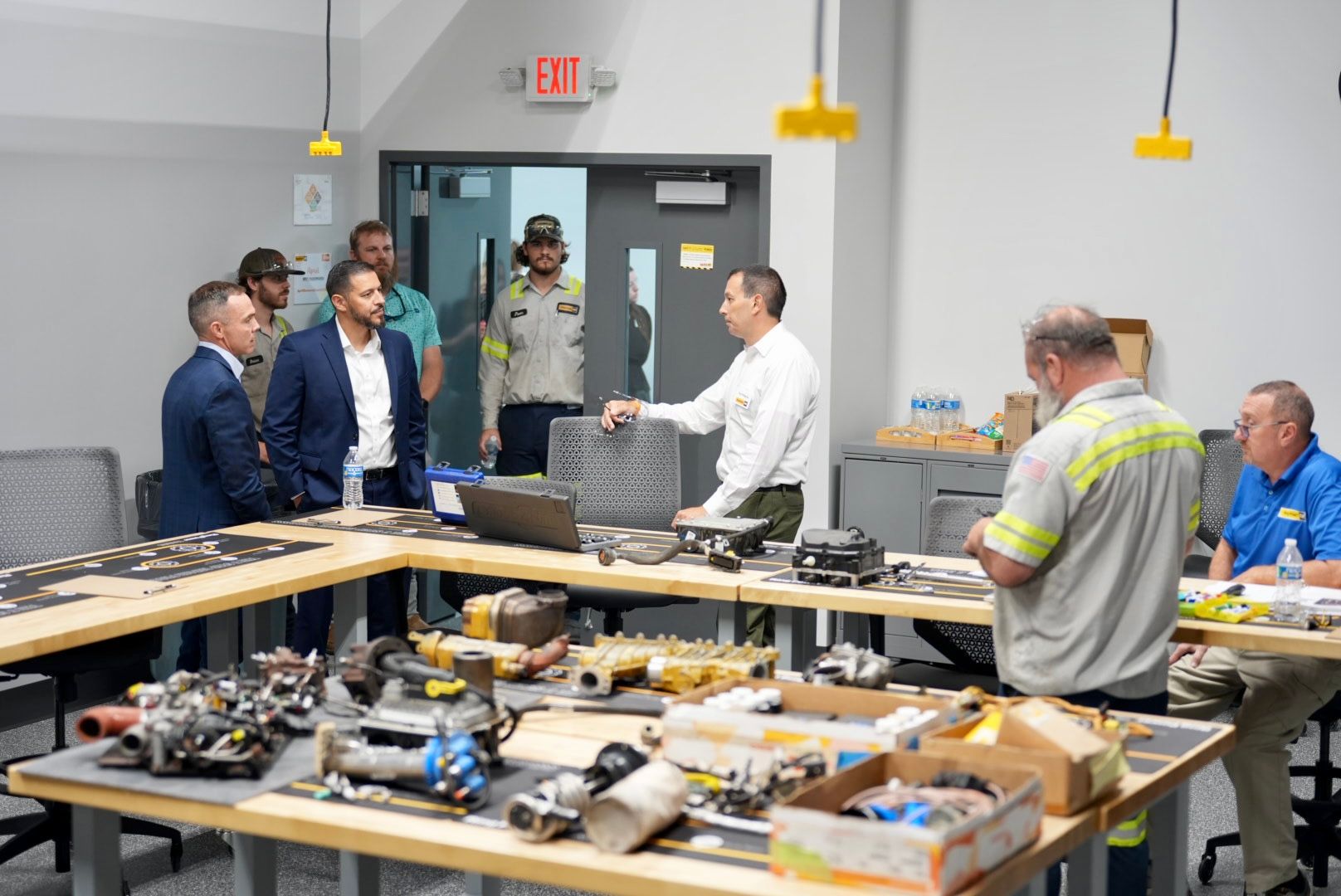 Commissioner Kamoutsas and Senior Chancellor Kevin O’Farrell visit the Ring Power Corporation’s St. Johns County Campus for Apprenticeship Week
